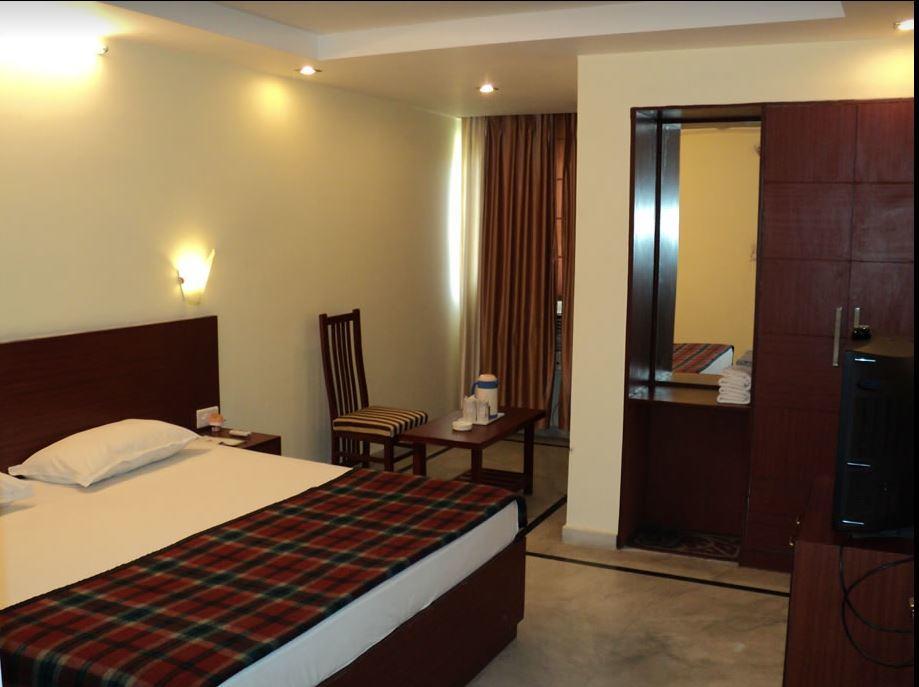 Hotel Swagat Palace Bhiwadi Exterior foto